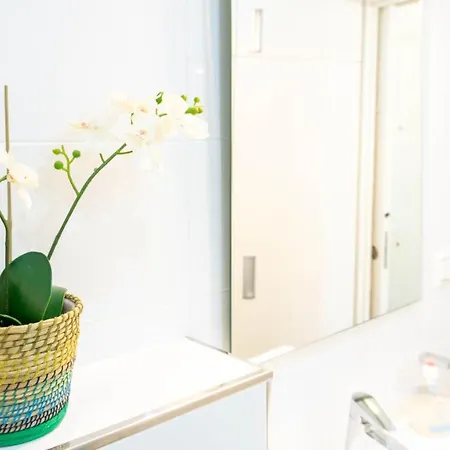 Apartamento Malaga Apartment *